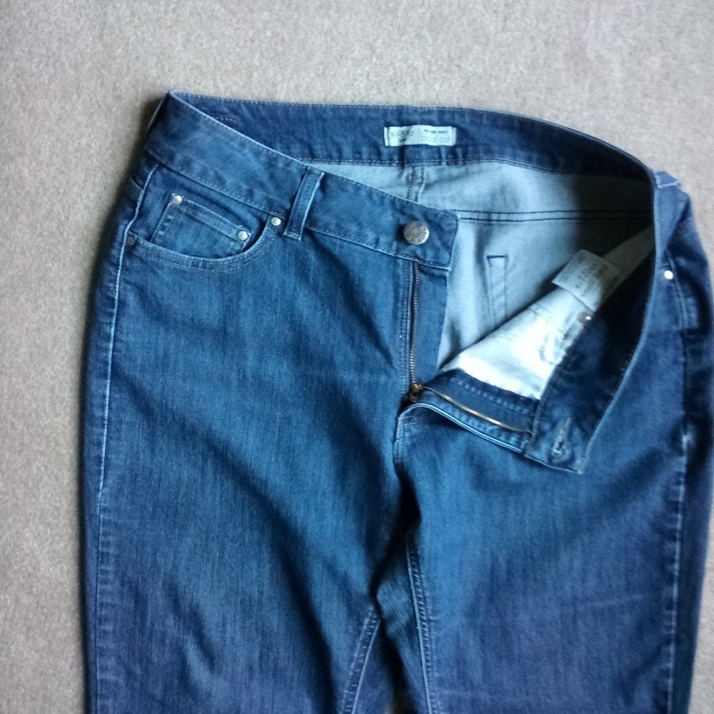 Lee Riders Boot Cut Jeans w/ No Gap Waist - Picture 3 of 9